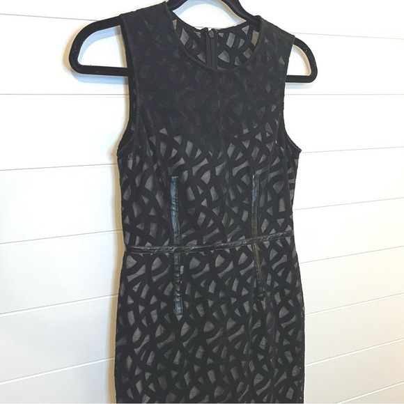 Vince Camuto Black Patterned Midi Dress Leather Stripes Lined Size 2 Whimsigoth - Picture 8 of 16